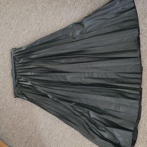 Faux leather Pleated MANGO skirt